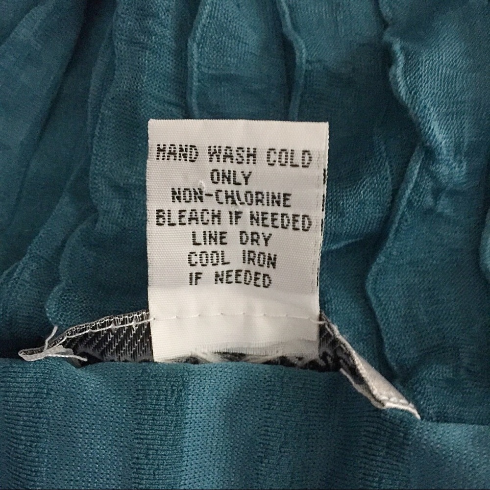 Once Again Teal Ruffle Sleeveless Top - Picture 5 of 6